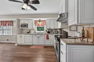 732 Windy Dr, Stone Mountain, GA 30087 - Photo 20