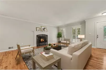 580 Westchester Circle SW, Marietta, GA 30064 - Photo 4
