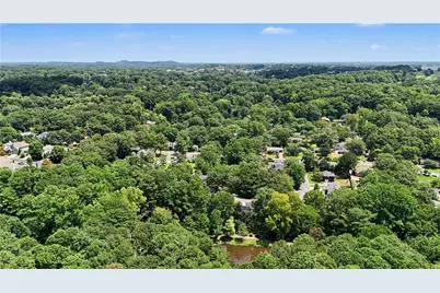 580 Westchester Circle SW, Marietta, GA 30064 - Photo 32