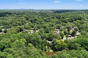 580 Westchester Cir SW, Marietta, GA 30064 - Photo 32