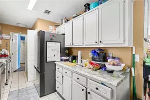 2805 Robinson Wood Dr, Riverdale, GA 30296 - Photo 12