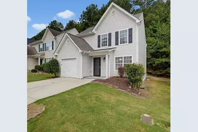137 Spring Walk Way, Lawrenceville, GA 30046 - Photo 2