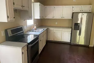 326 Honeysuckle Terrace, Auburn, GA 30011 - Photo 4