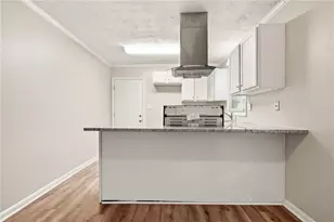928 Magna Carta Dr NW, Atlanta, GA 30318 - Photo 14