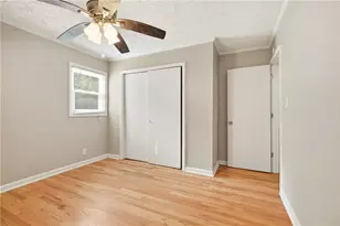 928 Magna Carta Dr NW, Atlanta, GA 30318 - Photo 22