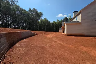 374 Meadows Dr, Bethlehem, GA 30620 - Photo 6