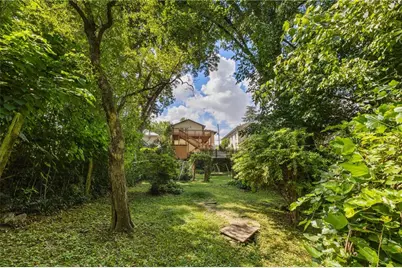 76 Peachtree Hills Avenue NE, Atlanta, GA 30305 - Photo 38