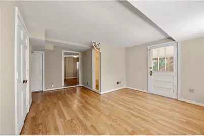 76 Peachtree Hills Avenue NE, Atlanta, GA 30305 - Photo 32