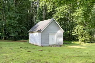 844 Hardy Cir, Dallas, GA 30157 - Photo 4
