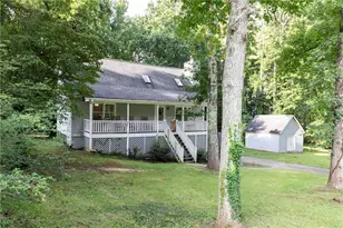 844 Hardy Cir, Dallas, GA 30157 - Photo 2
