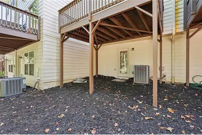 1305 Liberty Parkway NW, Atlanta, GA 30318 - Photo 26