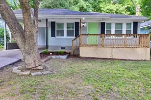 433 W Lake Ave NW, Atlanta, GA 30318 - Photo 1