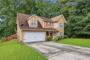 1499 St Dunstans Rd, Lithonia, GA 30058 - Photo 2