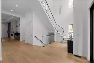 3293 Lenox Pl NE, Atlanta, GA 30324 - Photo 12