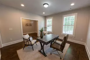 130 Clover Ct, Roswell, GA 30075 - Photo 18