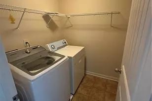 571 Collingsworth Ln, Lawrenceville, GA 30043 - Photo 14