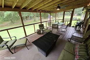 1371 Bairdstown Rd, Union Point, GA 30669 - Photo 2
