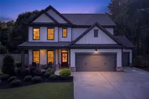 249 Borders St, Jefferson, GA 30549 - Photo 2