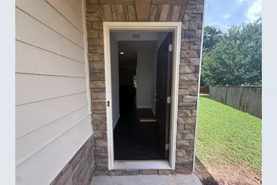 4050 Ironwood Drive, Atlanta, GA 30349 - Photo 2