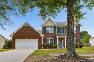 5076 Huntcrest Dr SW, Mableton, GA 30126 - Photo 2