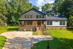 170 Lakeview Ln, Fayetteville, GA 30214 - Photo 2