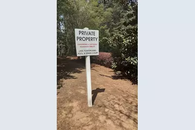132 Lake Shore Parkway, Newnan, GA 30263 - Photo 2