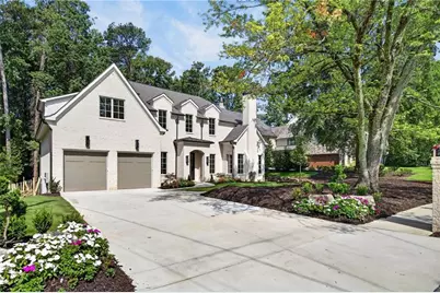 2896 Cravenridge Drive NE, Atlanta, GA 30319 - Photo 2