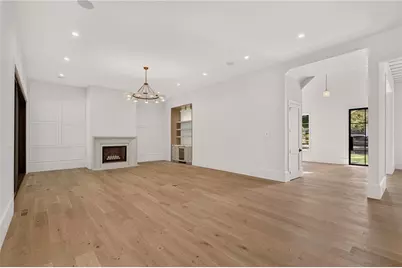 2896 Cravenridge Drive NE, Atlanta, GA 30319 - Photo 16