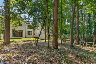 2896 Cravenridge Drive NE, Atlanta, GA 30319 - Photo 82