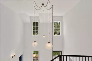 2896 Cravenridge Dr NE, Atlanta, GA 30319 - Photo 32