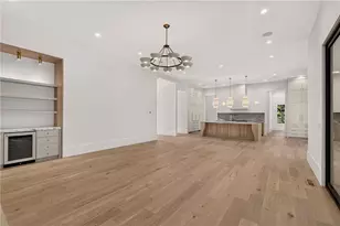 2896 Cravenridge Dr NE, Atlanta, GA 30319 - Photo 18