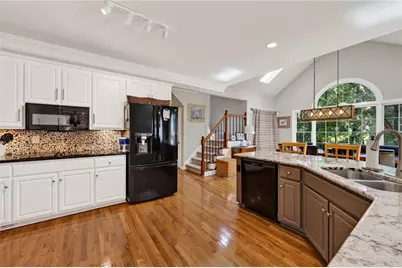 5535 Grove Point Road, Johns Creek, GA 30022 - Photo 22