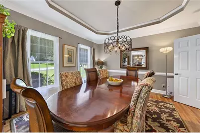 5535 Grove Point Road, Johns Creek, GA 30022 - Photo 10