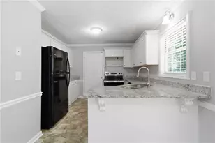1922 Kevin Dr SE, Conyers, GA 30013 - Photo 14