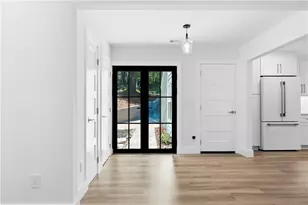 545 Longleaf Dr, Roswell, GA 30075 - Photo 2