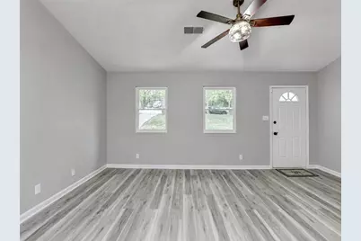 1018 Wayne Drive, Snellville, GA 30078 - Photo 8