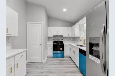 1018 Wayne Drive, Snellville, GA 30078 - Photo 12