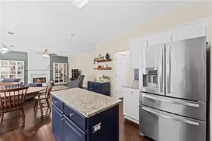 3605 Highland Bluff Dr, Suwanee, GA 30024 - Photo 10