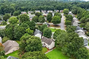 3605 Highland Bluff Dr, Suwanee, GA 30024 - Photo 40
