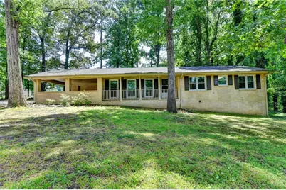 1138 Woodland Circle, Lawrenceville, GA 30043 - Photo 2