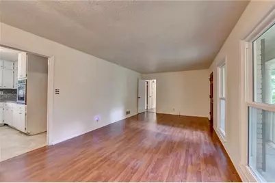 1138 Woodland Circle, Lawrenceville, GA 30043 - Photo 4