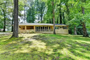1138 Woodland Cir, Lawrenceville, GA 30043 - Photo 32