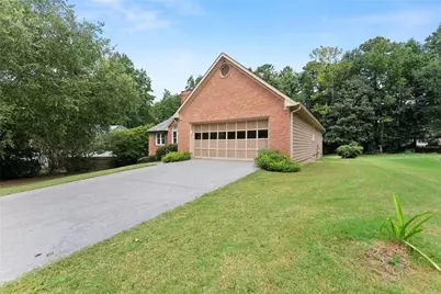 1974 Firelight Lane, Buford, GA 30519 - Photo 10