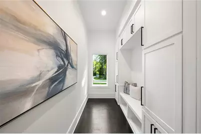 5211 Powers Ferry Road, Sandy Springs, GA 30327 - Photo 32