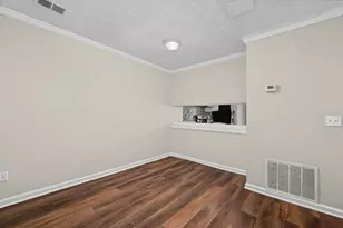 2041 Charter Manor, Lithonia, GA 30058 - Photo 8