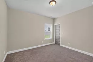 131 Holtz Dr, Carrollton, GA 30117 - Photo 18
