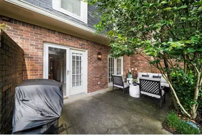 12 Queen Victoria Place NE, Atlanta, GA 30342 - Photo 42