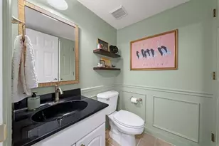 12 Queen Victoria Pl NE, Atlanta, GA 30342 - Photo 16