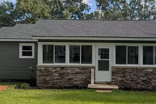 302 Pennsylvania Ave, Carrollton, GA 30117 - Photo 2