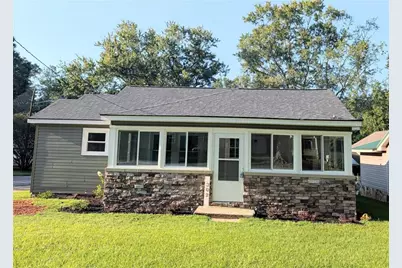 302 Pennsylvania Avenue, Carrollton, GA 30117 - Photo 1